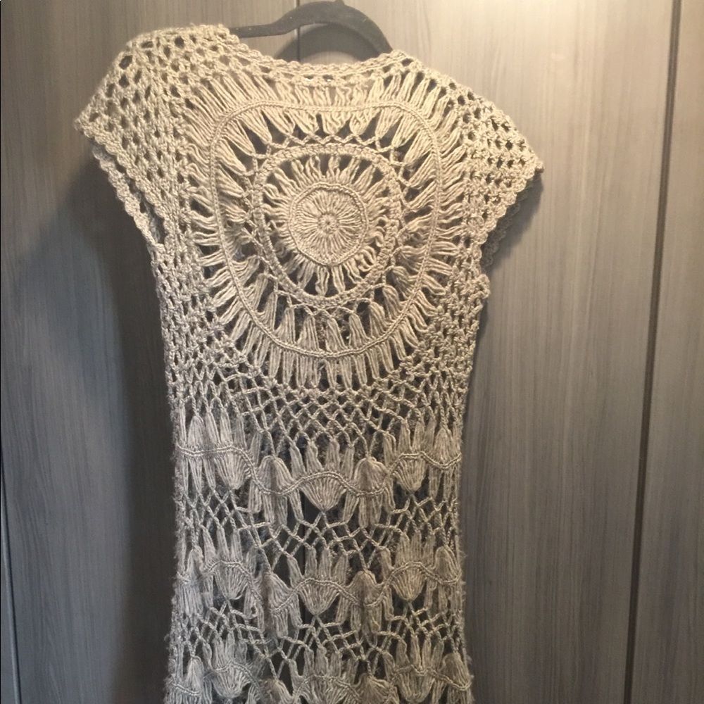 Women’s Short Sleeve Crocheted Style Long Sweater